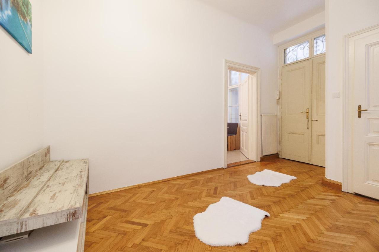 Central Apartment - Private Sauna Viena Exterior foto